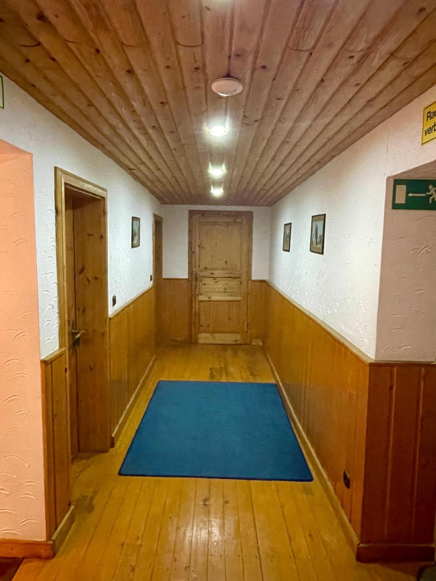 Hotel Altes Faehrhaus Duisburg Kültér fotó